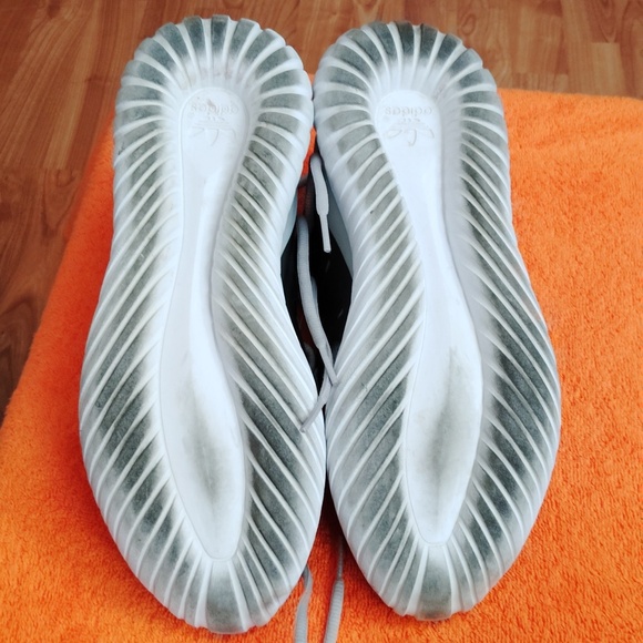 Pair of men ADIDAS - Picture 5 of 6